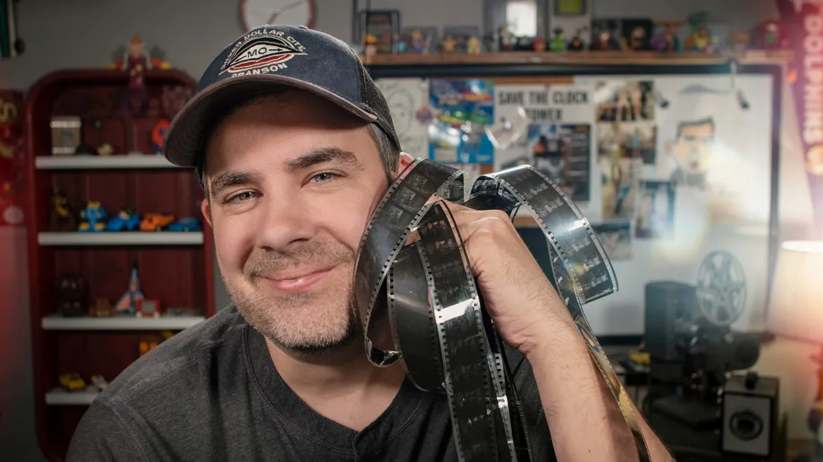 De aficionado a cineasta: cómo David construyó un negocio en línea vendiendo overlays para películas a su audiencia de YouTube