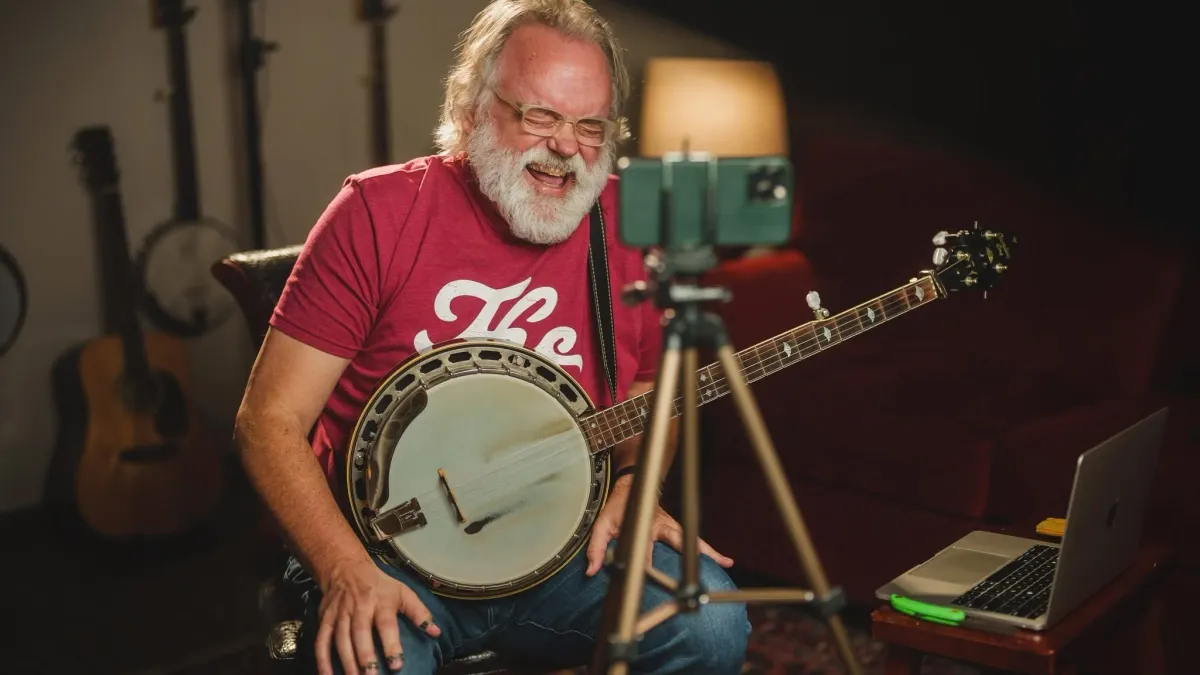How Jim Pankey Turned Free Banjo Lessons Into a Thriving Online Business